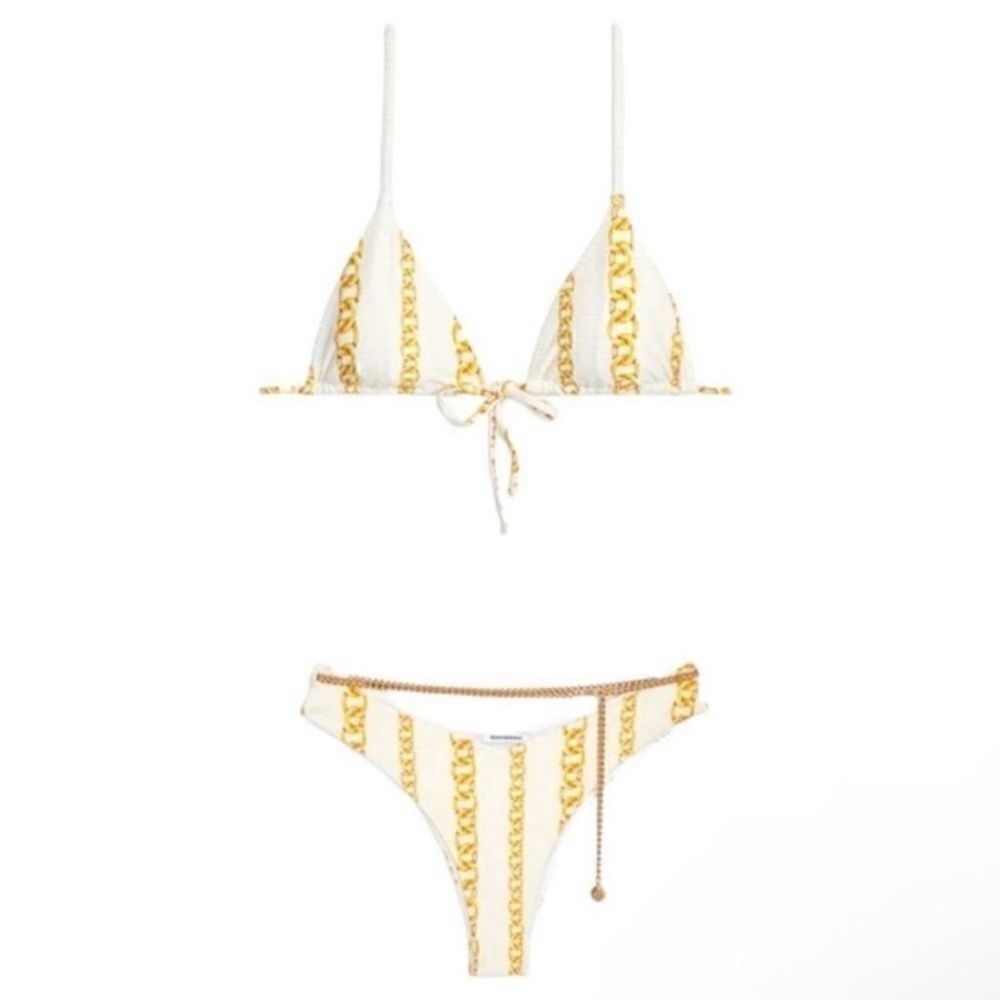 WeWoreWhat NWT Gold Chain Print Bikini Set
Size XS